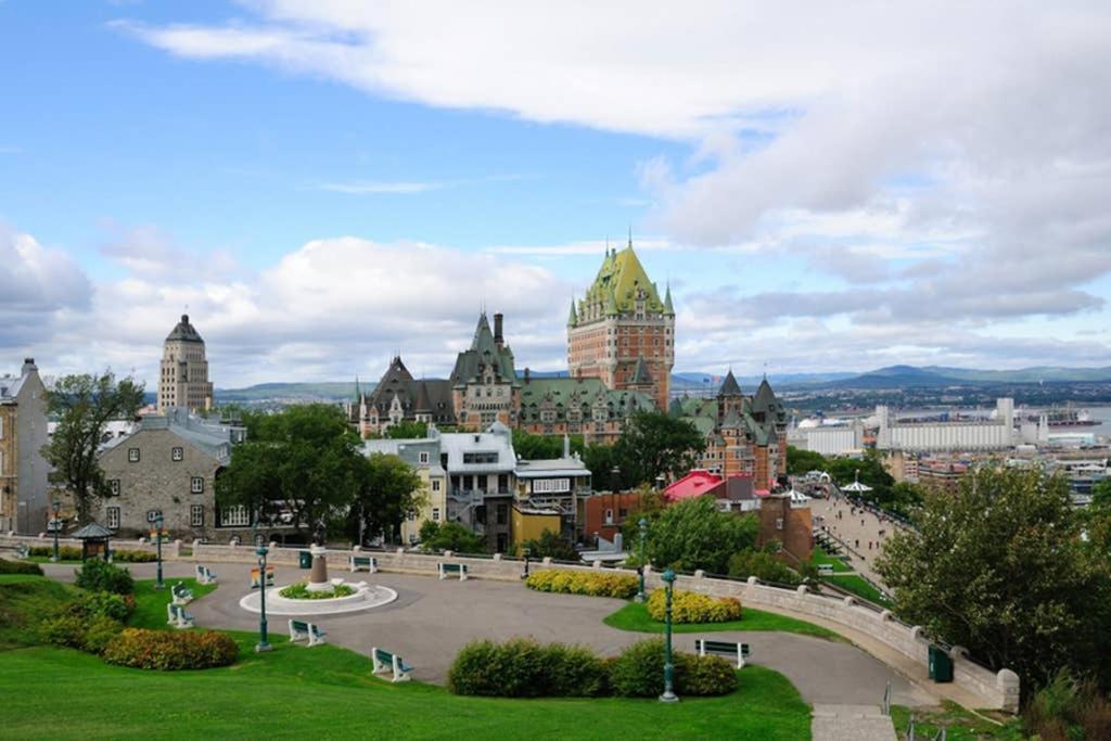 Chez Edouard By Hebergements Dcl Quebec City Exterior photo